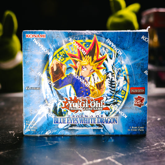 Yu-Gi-Oh! TCG: Legend of Blue Eyes White Dragon Booster Box (25th Anniversary)